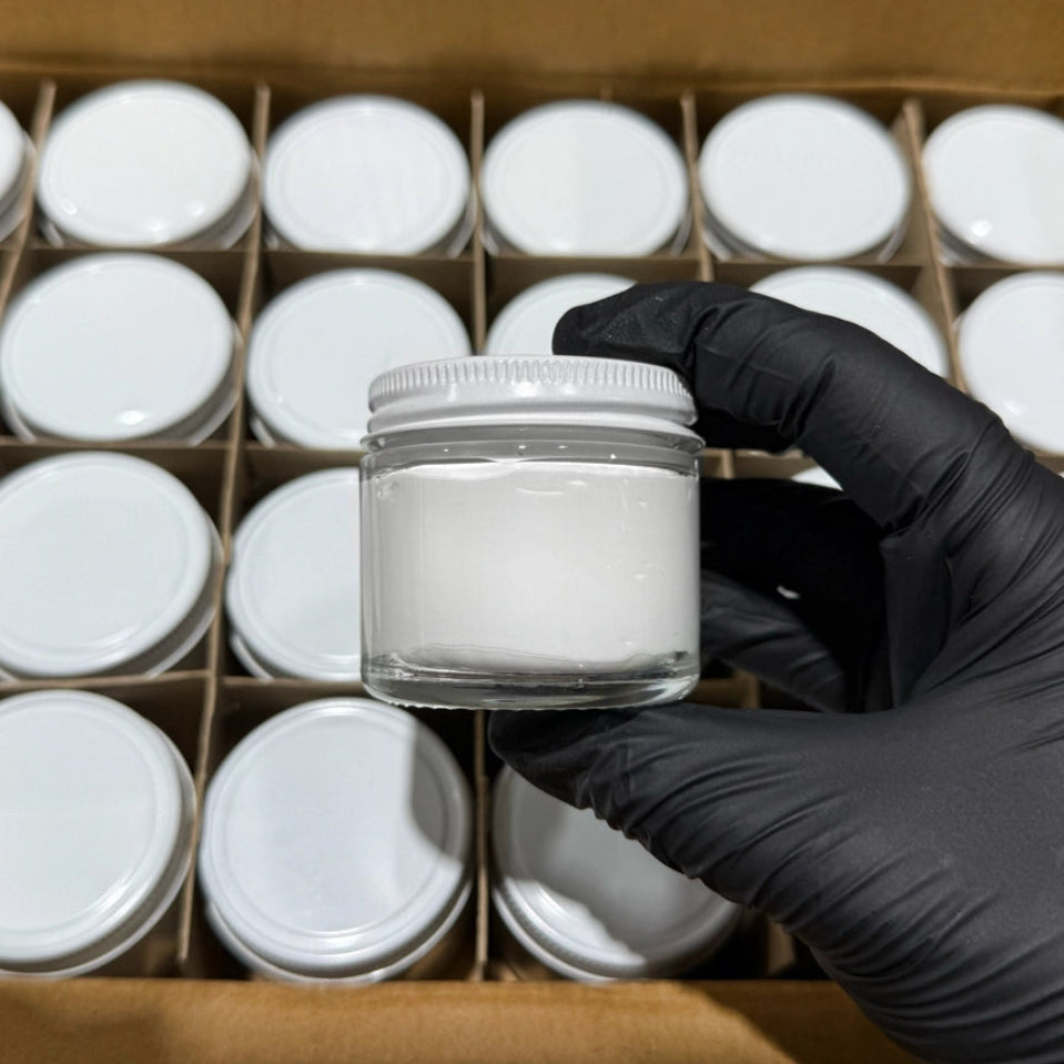packing of multiple cream jars