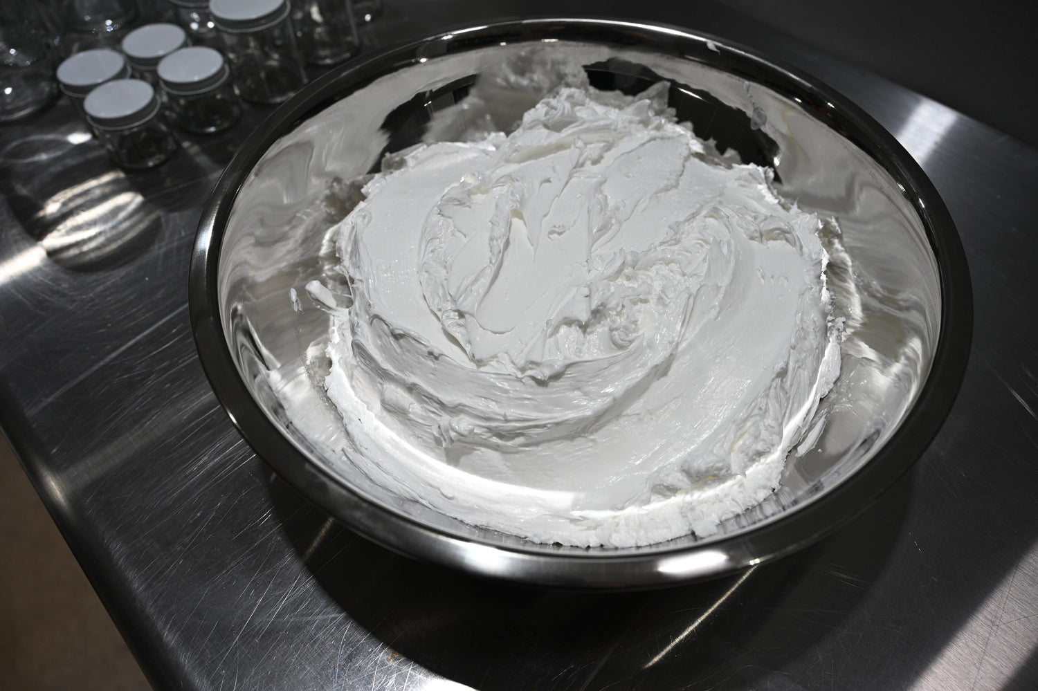 picture of cream in a big bowl